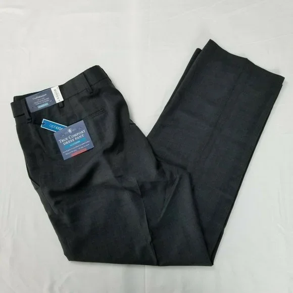 Men's Croft & Barrow True Comfort Classic-Fit Opticool Flat-Front Dress Pants, Med Grey, 40x30
